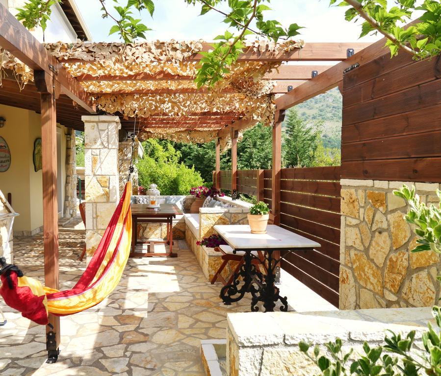 Villa Victoria Boutique Apartments Сивота Экстерьер фото